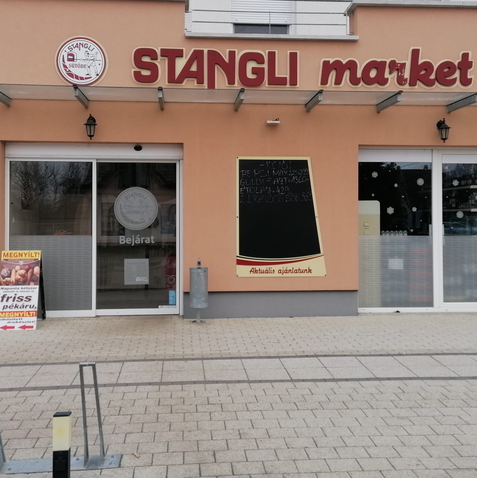 Stangli Market Szabadkígyós bemutatókép